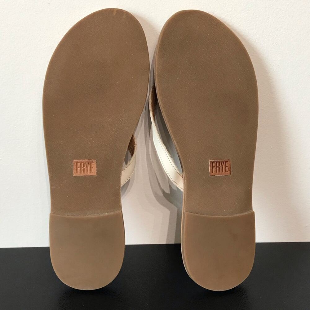Frye Ally Western White Leather Tipped Buckle Cowgirl Flip Flops Sandals 10 - Picture 15 of 15